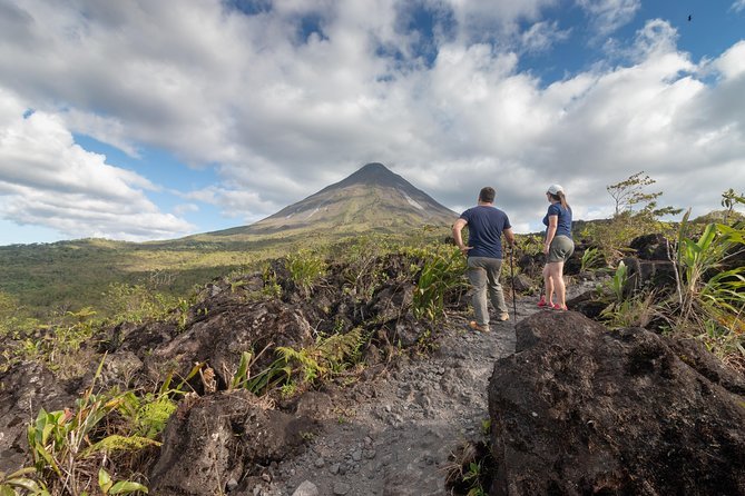 2-VolcanoHike